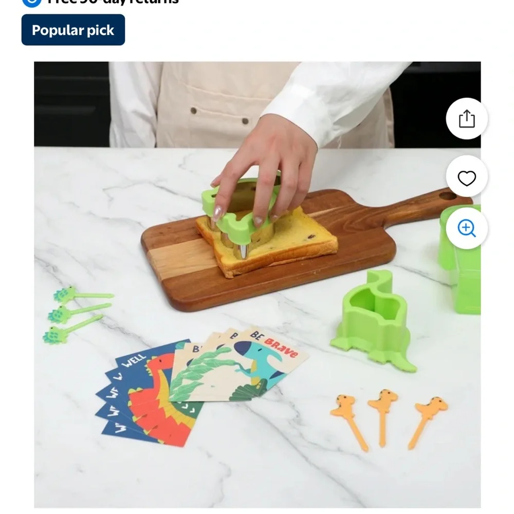 CWC Dinosaur 19 Piece Sandwich Cutter Lunch Set - Picture 4 of 10